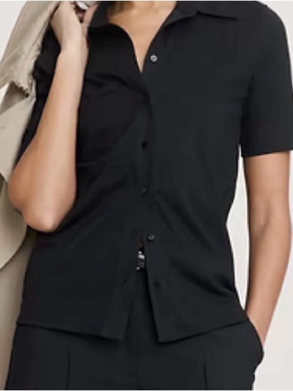 Women’s Black Short-Sleeve Button-Up Shirt - Picture 4 of 4